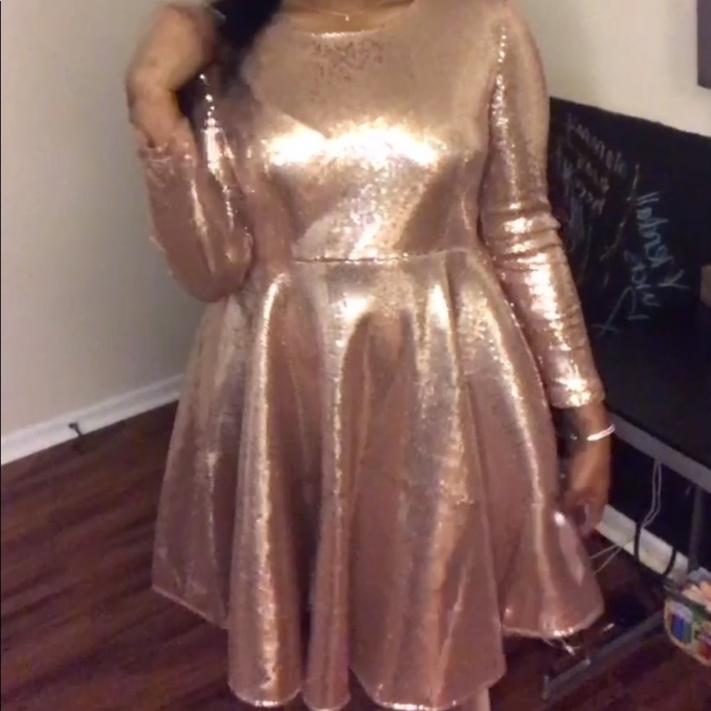 Hi-Lo RoseGold shimmery formal dress - Picture 1 of 9